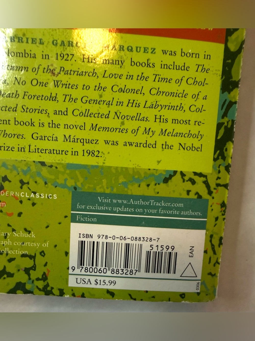 One Hundred Years of Solitude Paperback Book by Gabriel Garcia Marquez - Picture 9 of 11